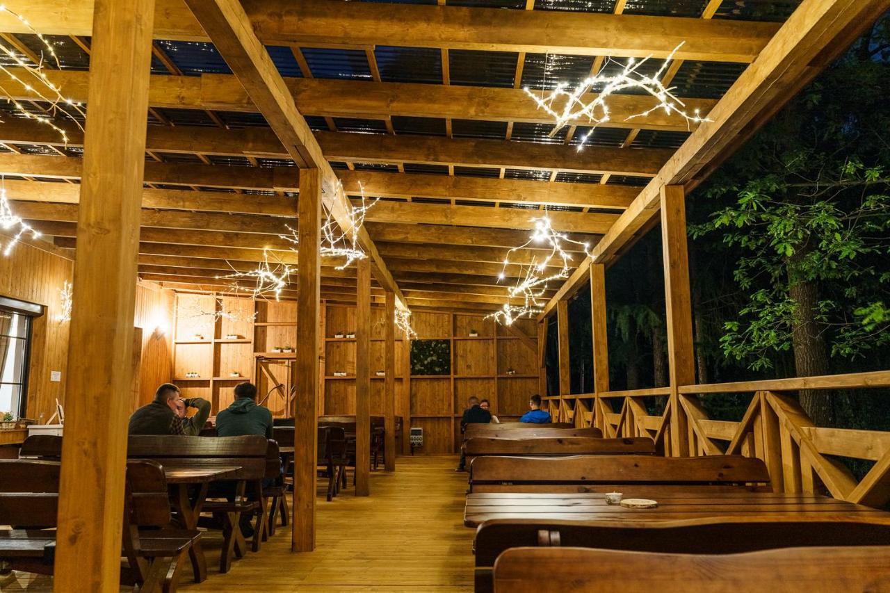 Zloty Jelen - Restauracja I Dom Goscinny Potok Zloty Exterior photo